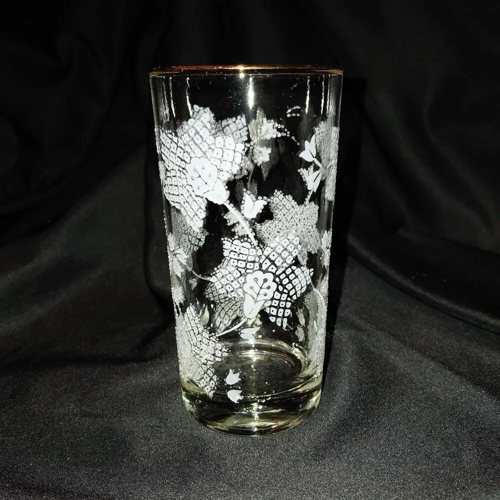 4 Perfect Libbey Vintage Raised Frosted with Gold Rim 10 oz. Glasses - Picture 3 of 4